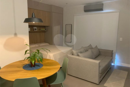 Apartamento à venda com 1 quarto no Centro, Mogi das Cruzes, SP