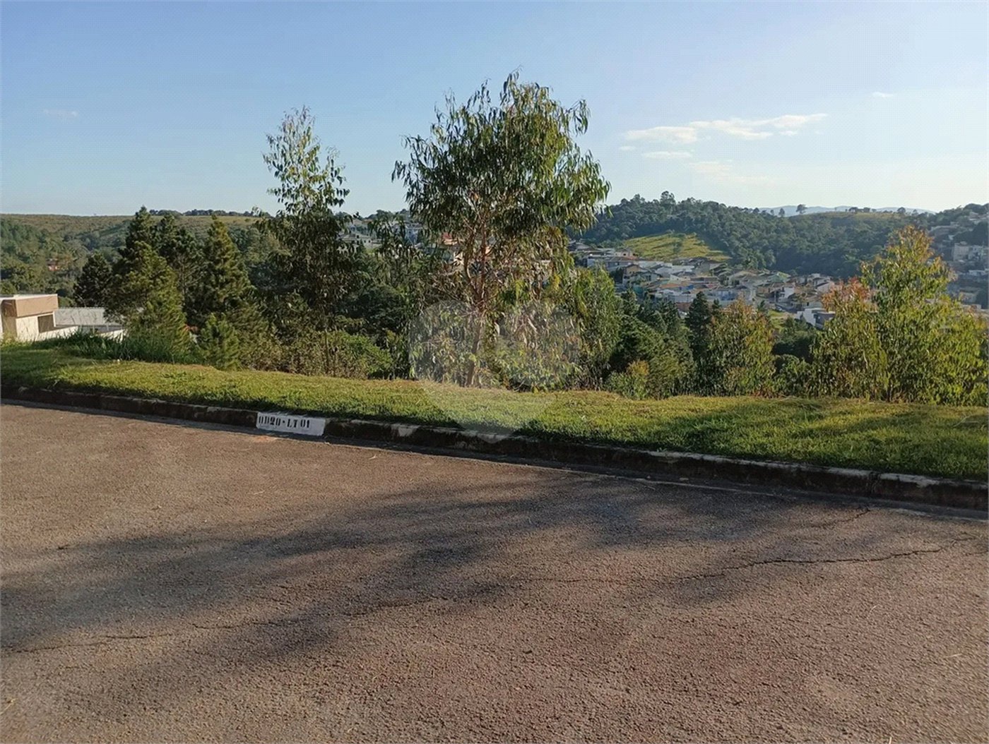 Terreno à venda no condomínio Laguna Residencial, Várzea Paulista - SP