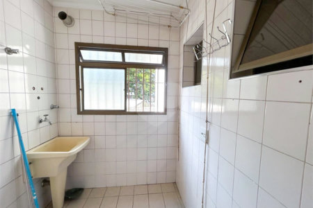 Apartamento à venda com 3 quartos, sendo 1 suíte,  em Planalto Paulista, São Paulo, SP
