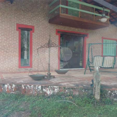 Sítio à venda com 5 suítes em Botujuru, Mogi das Cruzes, SP