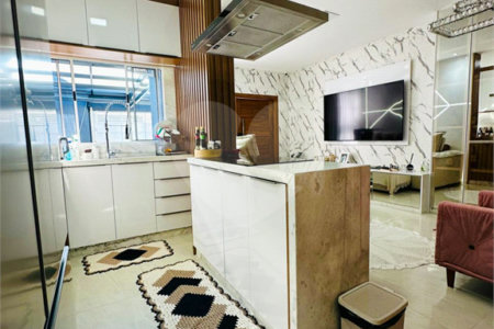 Casa à venda com 2 suítes, em Jardim Quaresmeira III, Suzano, SP