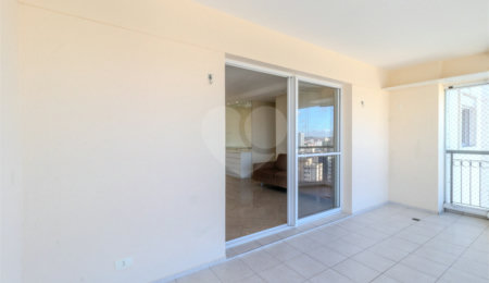 Apartamento à venda com 4 quartos, sendo 2 suítes,  em Jardim Marajoara, São Paulo, SP