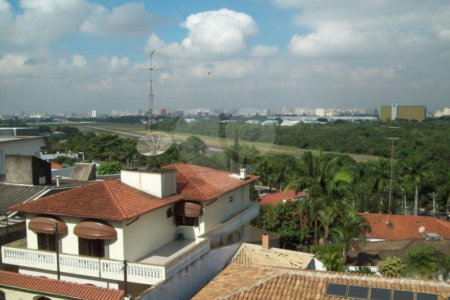 Sobrado à venda com 5 quartos, sendo 2 suítes, em Jardim São Bento, São Paulo, SP