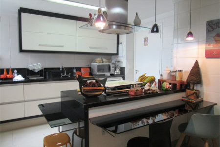 Apartamento à venda com 4 quartos, sendo 3 suítes, em Jardim Londrina, São Paulo, SP