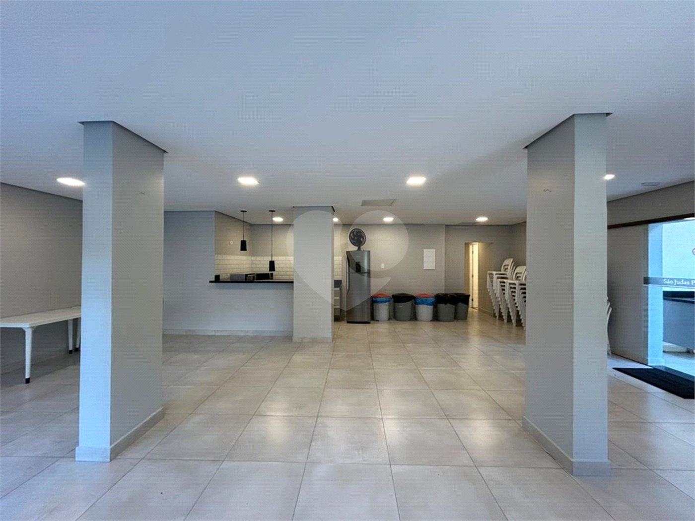 Apartamento à venda com 3 quartos, sendo 1 suíte,  em Planalto Paulista, São Paulo, SP
