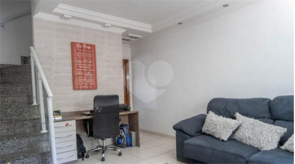 Casa à venda com 2 quartos, sendo 1 suíte, no condomínio Tulipa 3, São Paulo - SP
