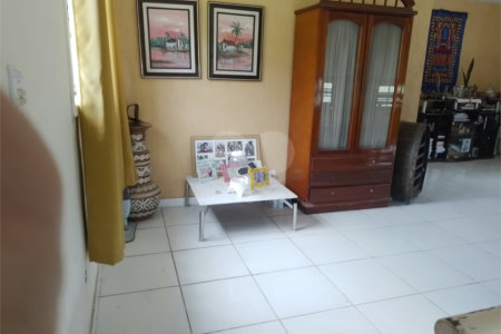 Sítio à venda com 4 quartos, sendo 3 suítes, em Caxito, Maricá, RJ