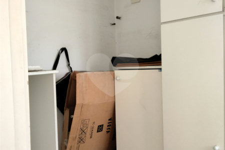 Apartamento à venda com 3 quartos, sendo 1 suíte,  em Aclimação, São Paulo, SP