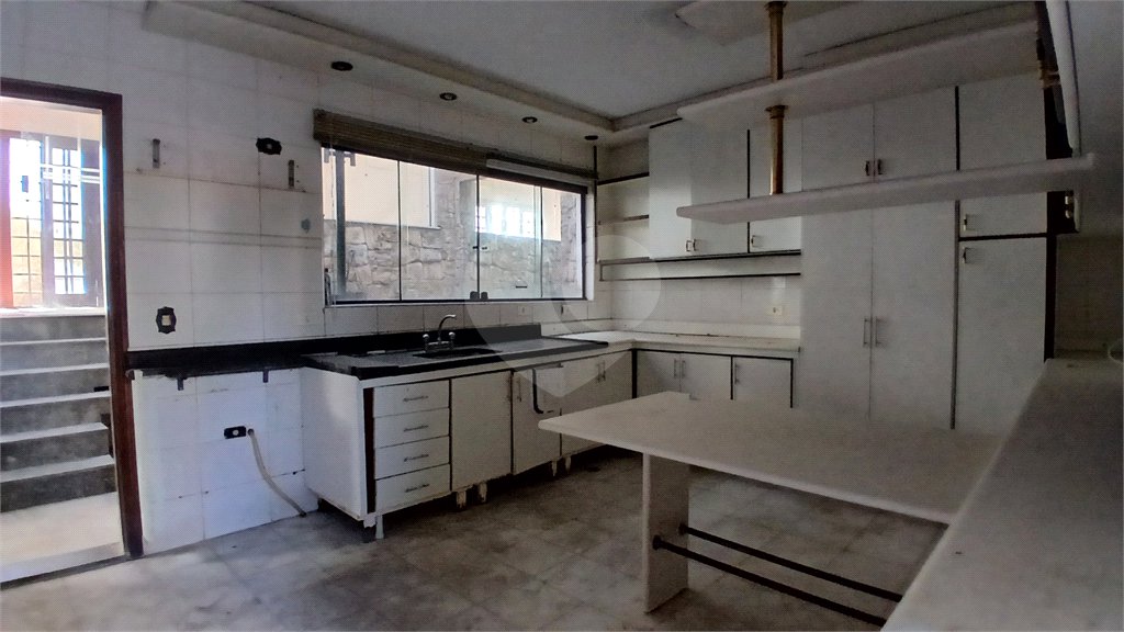 Sobrado à venda com 4 quartos, sendo 1 suíte, em Santana, São Paulo, SP