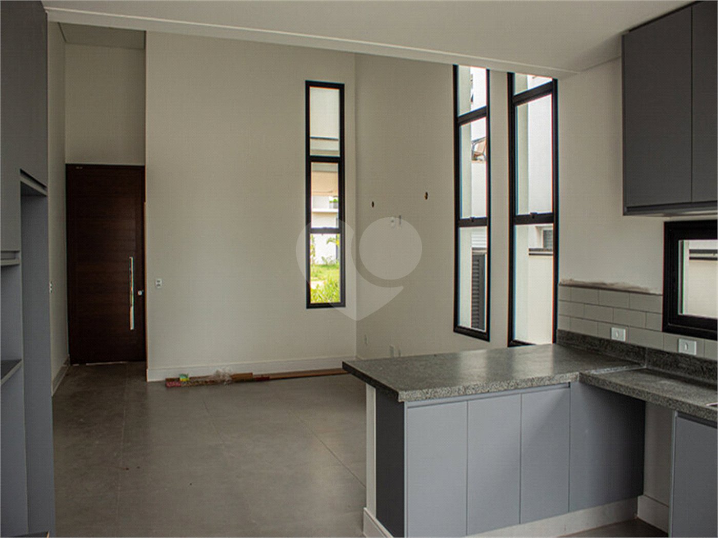 Casa à venda com 3 suítes no condomínio Residencial Central Parque, Salto - SP