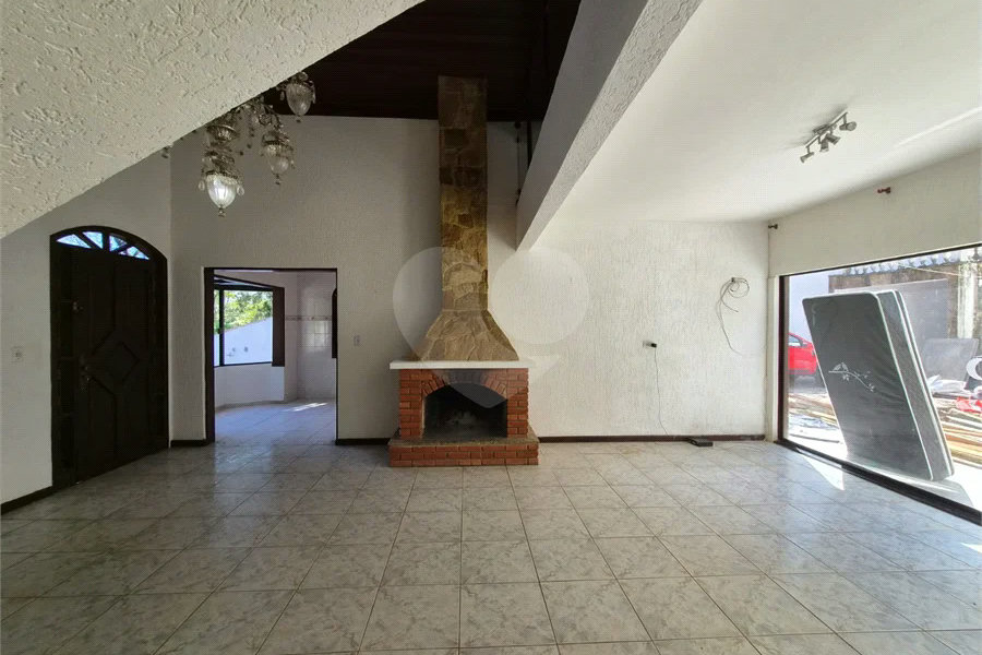 Casa à venda ou para alugar com 4 suítes no condomínio Parque Imperial da Cantareira, Mairiporã - SP
