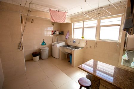 Casa à venda ou para alugar com 4 quartos, sendo 1 suíte, no Centro, São Roque, SP