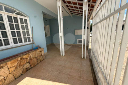 Casa à venda com 2 quartos em Jardim Itália, Itapetininga, SP
