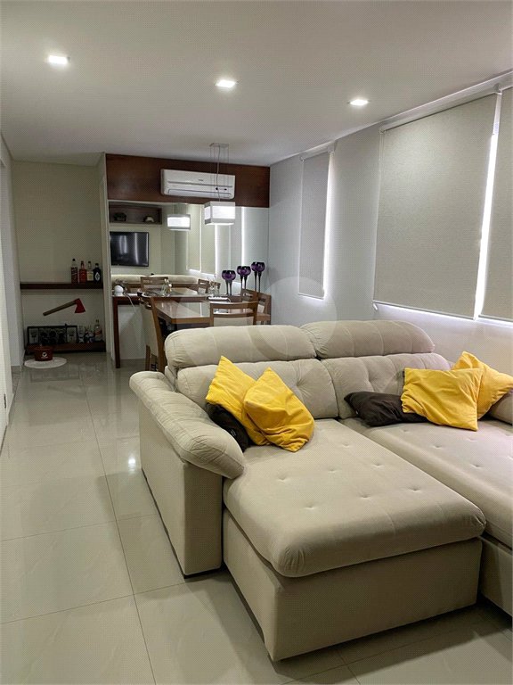 Casa à venda com 3 suítes no condomínio Tamboril, São Paulo - SP