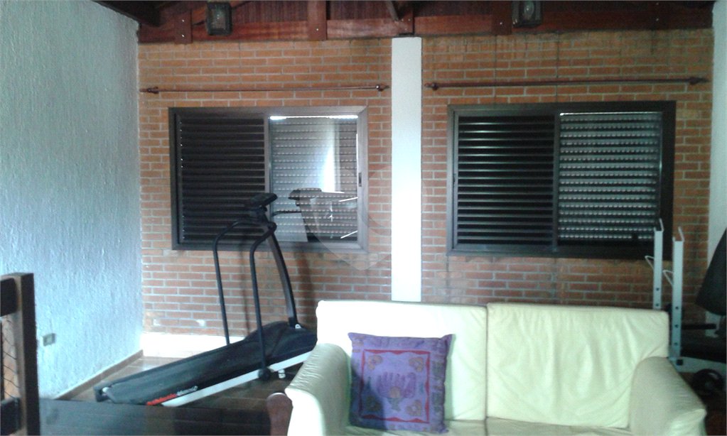 Casa à venda com 3 quartos, sendo 1 suíte, em Vila Mazzei, São Paulo, SP