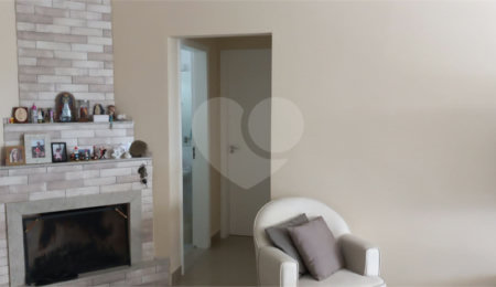 Casa à venda com 3 quartos, sendo 1 suíte,  no condomínio Sausalito, Mairiporã - SP