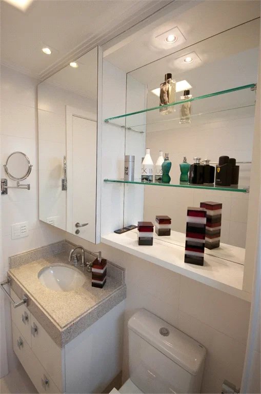 Apartamento à venda com 4 quartos, sendo 3 suítes, em Vila Romana, São Paulo, SP