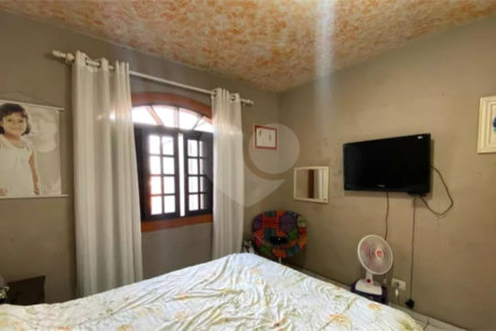 Sobrado de vila à venda – 140m²
