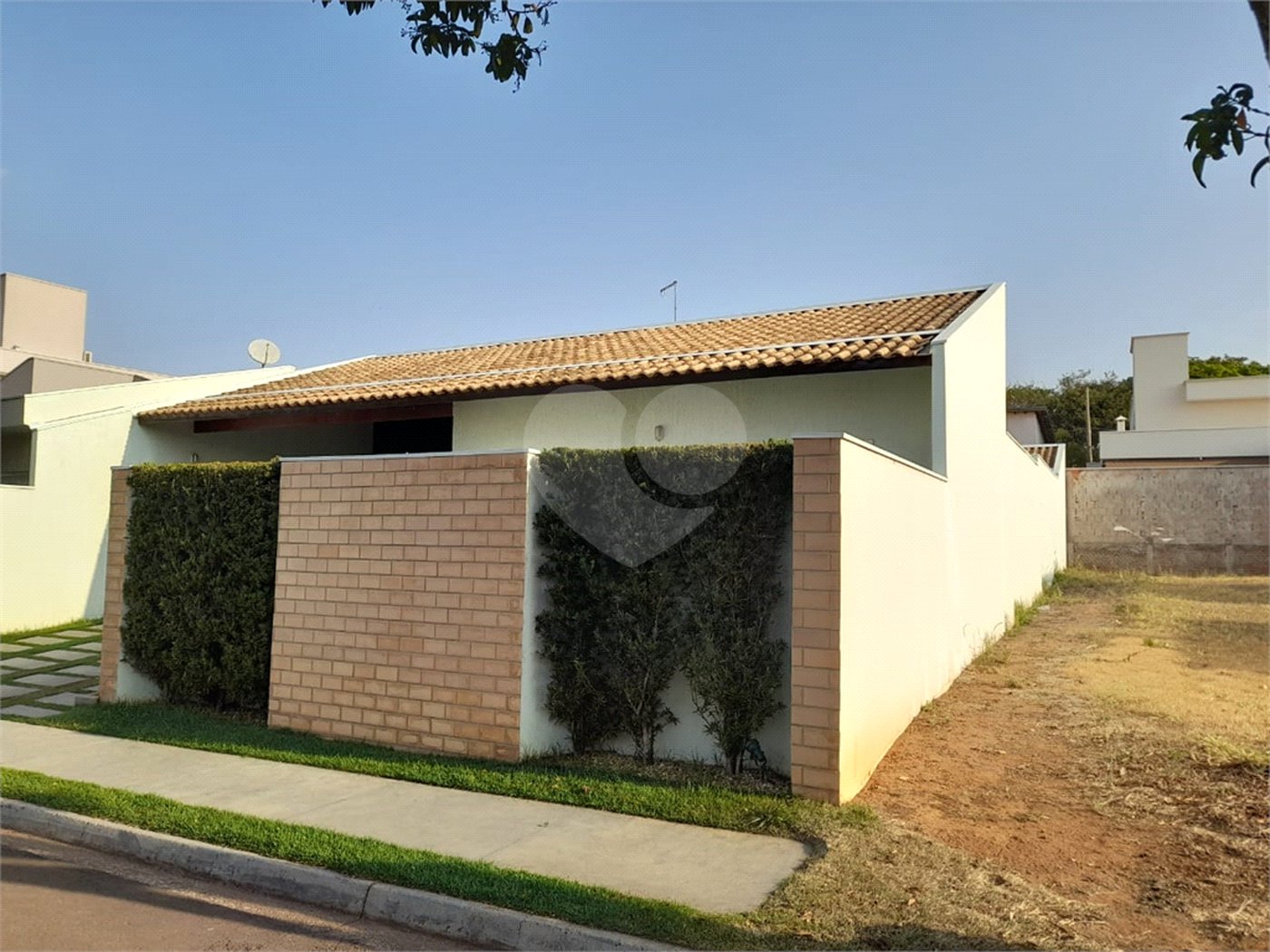Casa à Venda no Residencial Eldorado - São Carlos