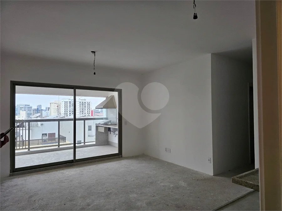 Casa Ibirapuera Apartments da Cyrela, a poucos minutos do Parque Ibirapuera, na Vila Clementino, com fácil acesso a Av. 23 de Maio e ao Shopping Santa Cruz. Apartamento de 2 dorms,, 1 suíte, 1 vaga de garagem.. Um condomínio com área de lazer tipo clube.