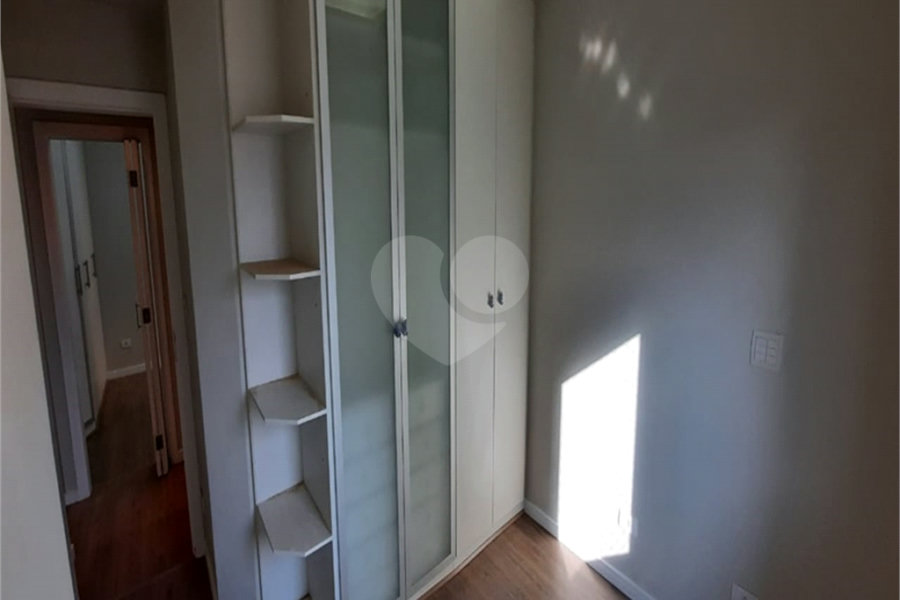 Apartamento à venda com 3 quartos, sendo 1 suíte, em Vila Paulicéia, São Paulo, SP
