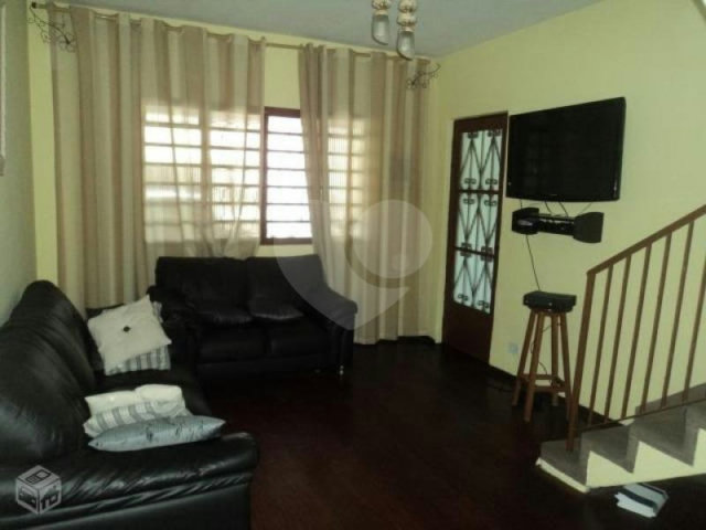 Sobrado à venda com 3 quartos no Brasilândia, São Paulo, SP