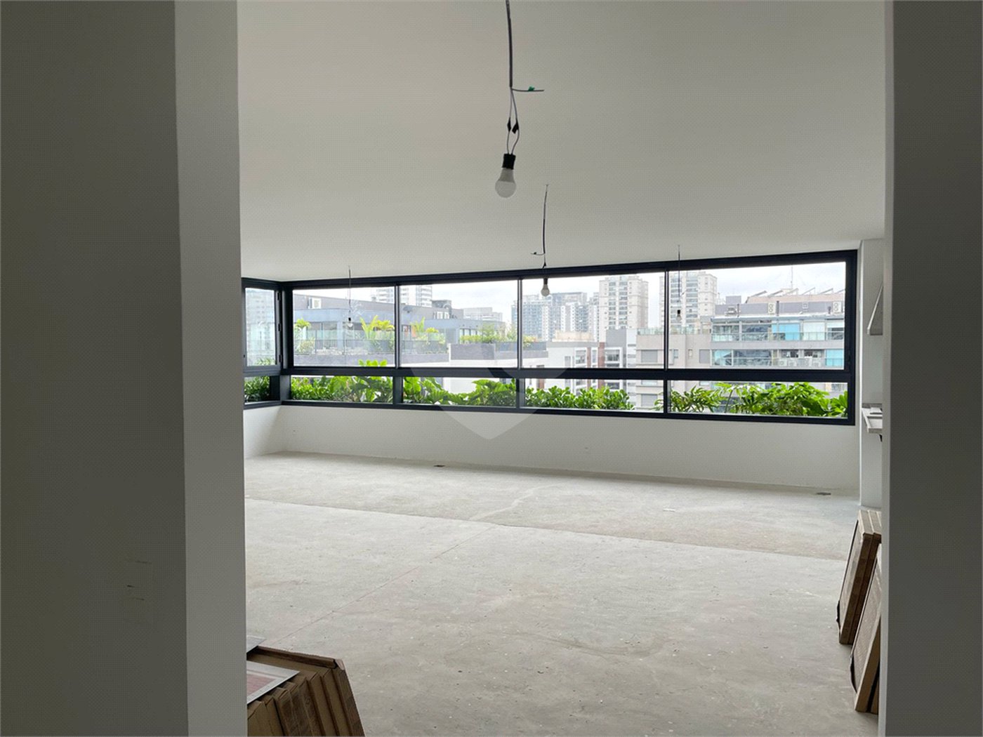 Apartamento à venda com 3 suítes em Brooklin Paulista, São Paulo, SP