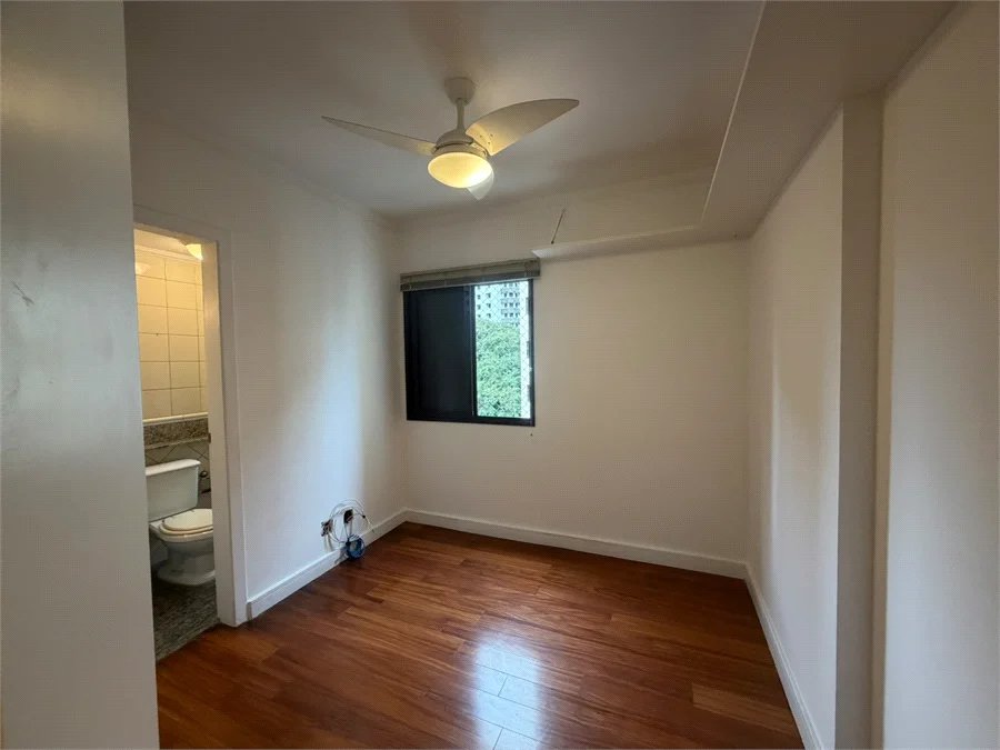 Apartamento à venda com 3 suítes em Vila Suzana, São Paulo, SP