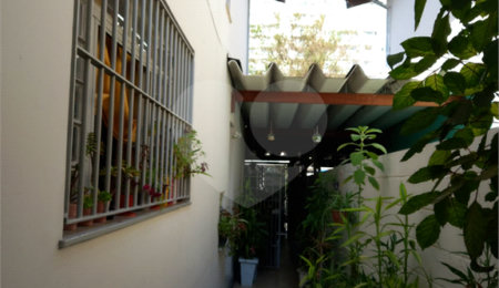 Casa à venda com 4 quartos, sendo 2 suítes,  em Chácara Santo Antônio (zona Sul), São Paulo, SP