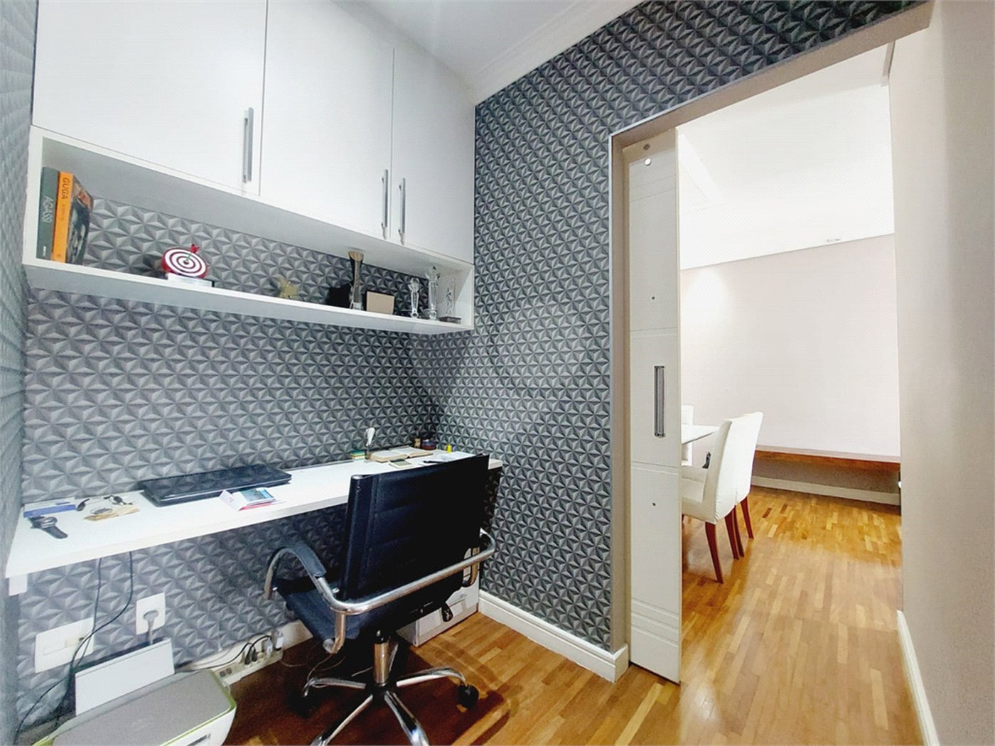 Apartamento à venda com 2 quartos, sendo 1 suíte, em Vila Anastácio, São Paulo, SP