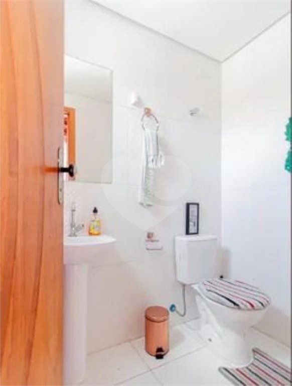 Casa à venda com 2 suítes no condomínio Residencial Flor de Lis, São Paulo - SP