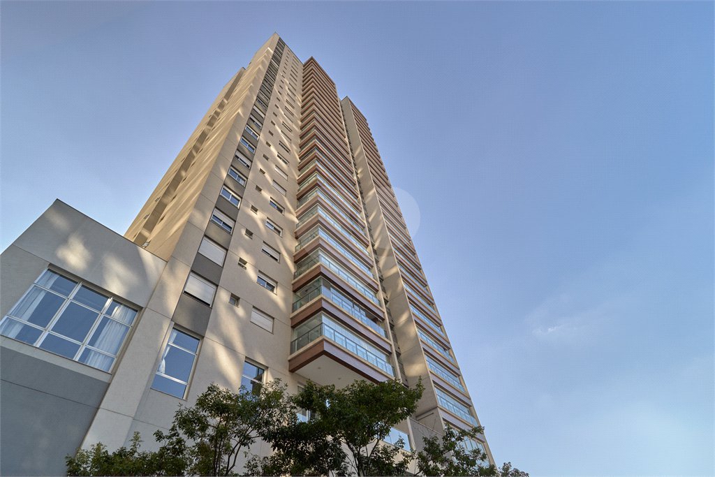 Apartamento à venda com 3 suítes em Brooklin, São Paulo, SP
