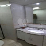 Apartamento à venda com 3 quartos, sendo 1 suíte,  em Paraíso do Morumbi, São Paulo, SP