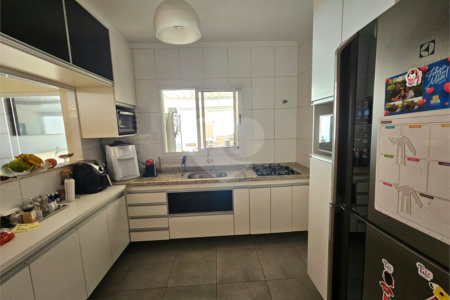 Casa à venda com 4 quartos, sendo 2 suítes,  no condomínio Jd Portugal, Sorocaba - SP