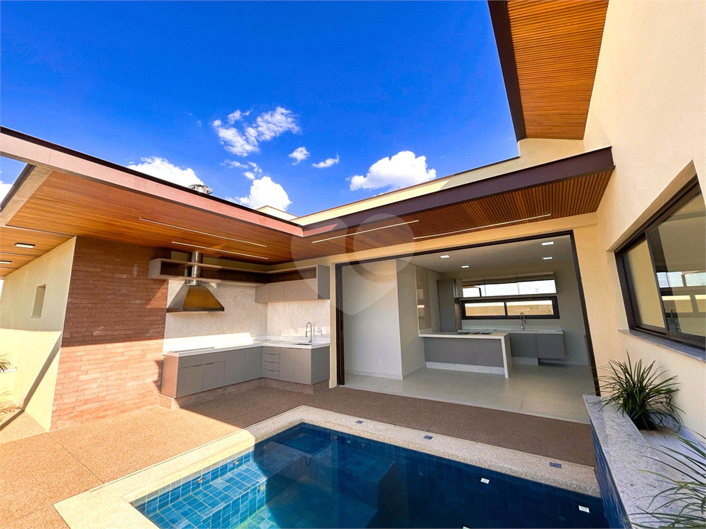 Casa à venda com 3 suítes no condomínio Residencial Jardim Villa Verona, Sorocaba - SP