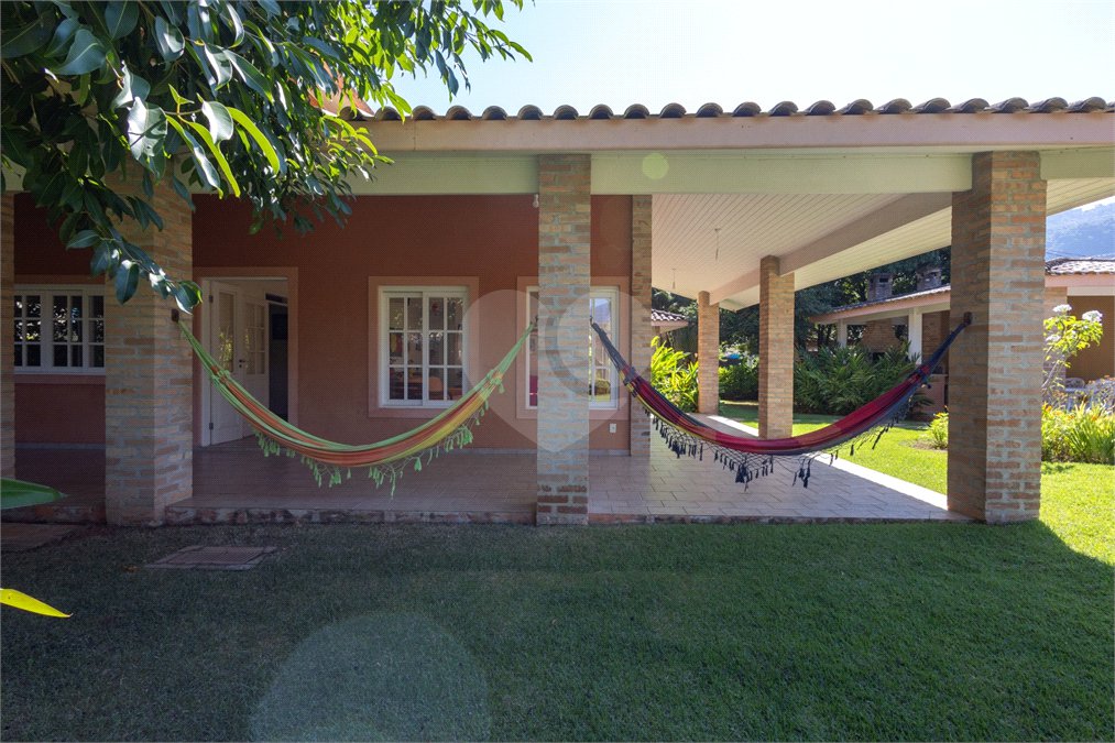 Casa à venda com 6 quartos, sendo 4 suítes, em Barequeçaba, São Sebastião, SP