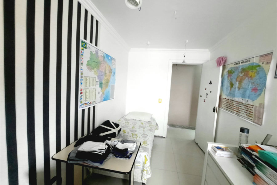Sobrado à venda com 3 quartos, sendo 1 suíte, em Horto, São Paulo, SP