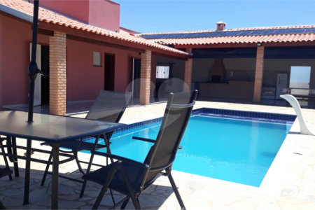 Chácara à venda ou para alugar com 2 quartos, sendo 1 suíte,  em Mato Seco, Itapetininga, SP