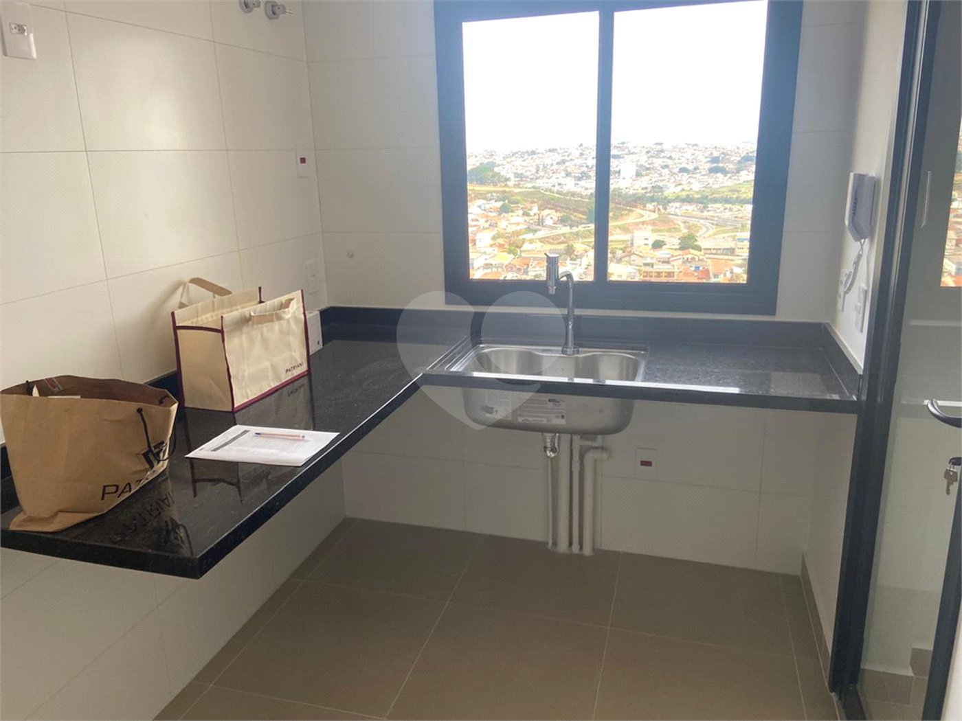 Apartamento à venda com 2 suítes em Alvinópolis, Atibaia, SP