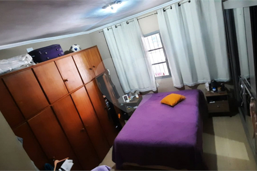 Sobrado à venda com 3 quartos, sendo 2 suítes, no Brasilândia, São Paulo, SP