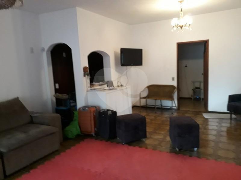 Sobrado à venda com 4 quartos em Brooklin Paulista, São Paulo, SP