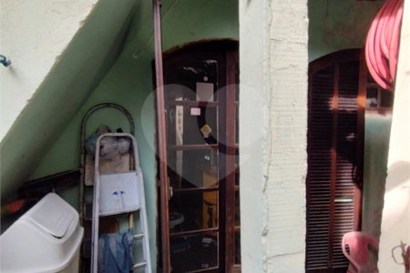 Casa à venda com 4 quartos em Chora Menino, São Paulo, SP