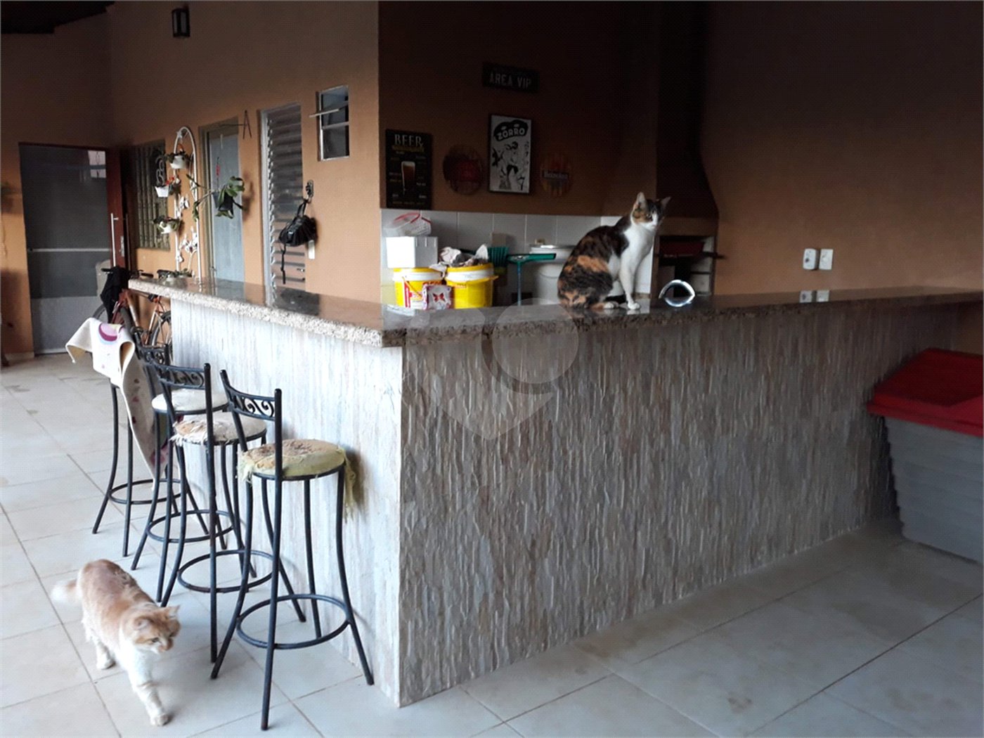 Casa térrea no Samambaia.