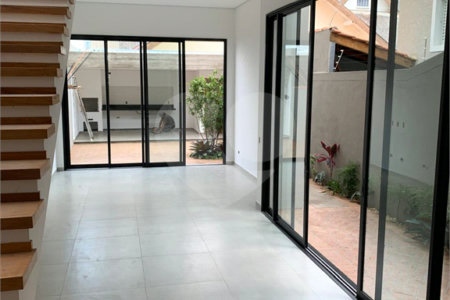 Casa à venda com 3 suítes em Loteamento Loanda, Atibaia, SP
