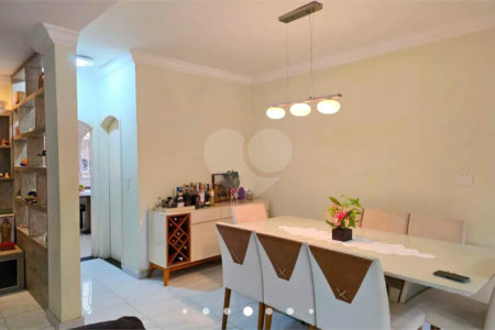 Casa à venda com 4 quartos, sendo 3 suítes,  em Vila Rosália, Guarulhos, SP
