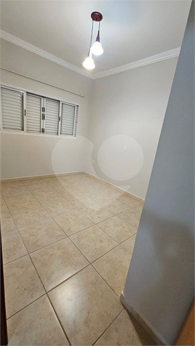 Casa para alugar com 4 quartos, sendo 2 suítes, no condomínio Portal de Itaici, Indaiatuba - SP