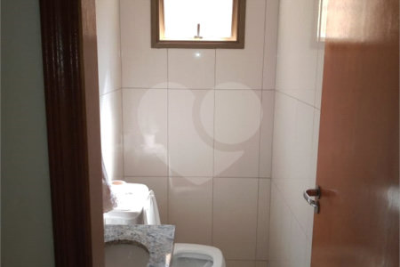 Casa à venda com 3 quartos, sendo 1 suíte, em Jardim Pirajussara, São Paulo, SP