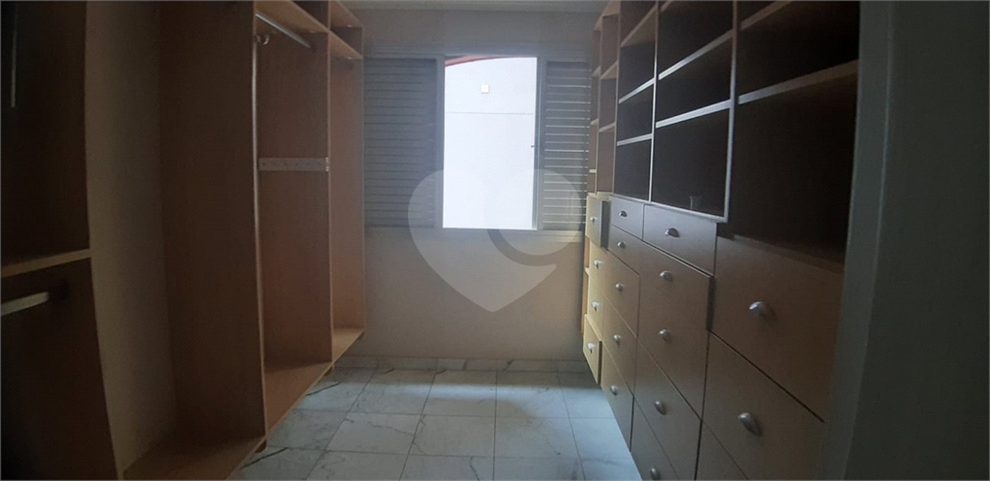Apartamento à venda com 3 quartos, sendo 1 suíte, em Pinheiros, São Paulo, SP