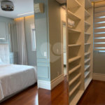 Apartamento à venda com 4 quartos, sendo 3 suítes, em Itaim Bibi, São Paulo, SP