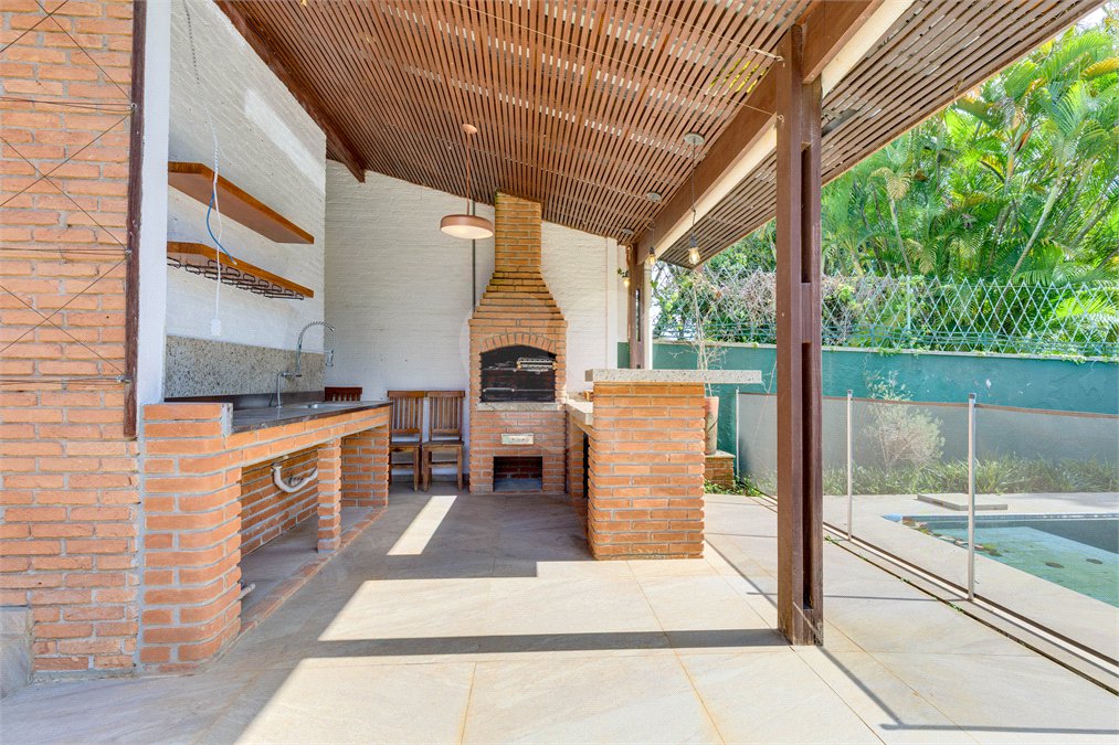 Casa Térrea à venda com 3 quartos, sendo 1 suíte, em Alto da Boa Vista, São Paulo, SP
